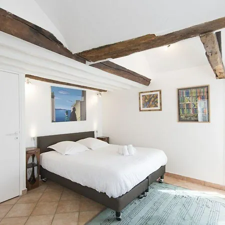Apartamento Character Near Rue Des Martyrs